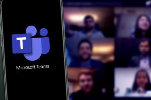 Read more about the article Can Microsoft Teams Call A Cell Phone? The Ultimate Guide